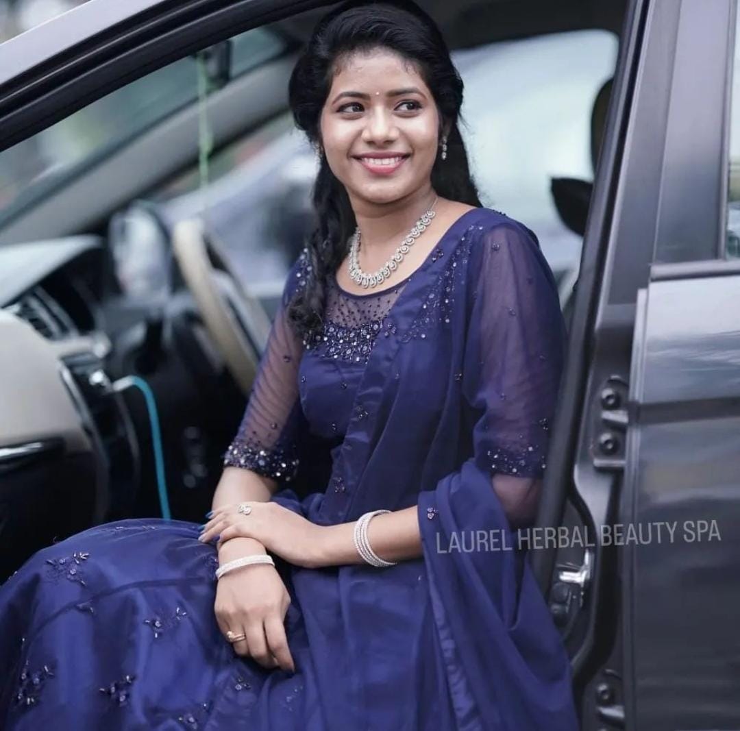 LAUREL HERBEL BEAUTY SPA THALYOLAPARAMBU